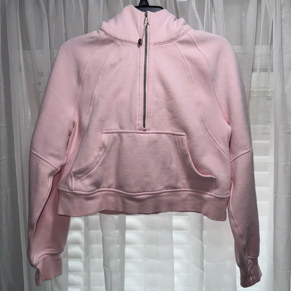 Strawberry Milkshake XS/S Lululemon Cropped Scuba
